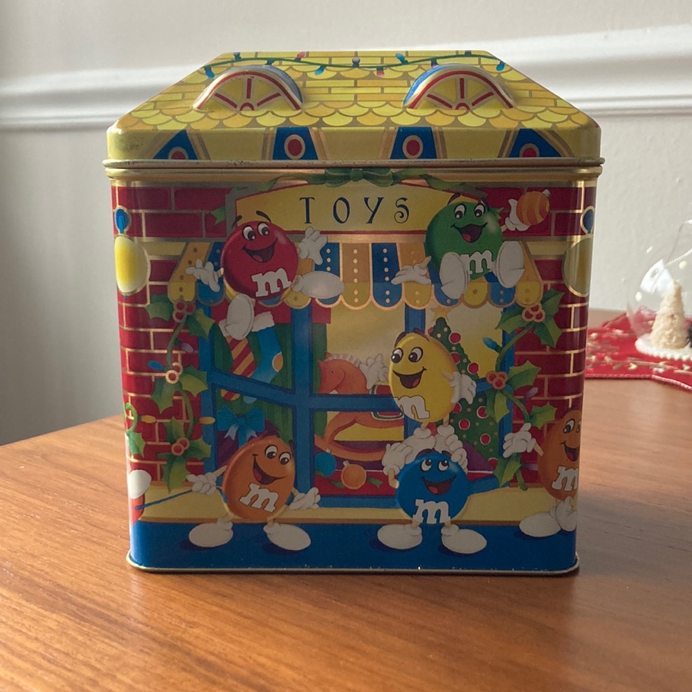 M&M’s Christmas Village Series 1996 Limited Edition Cannister
